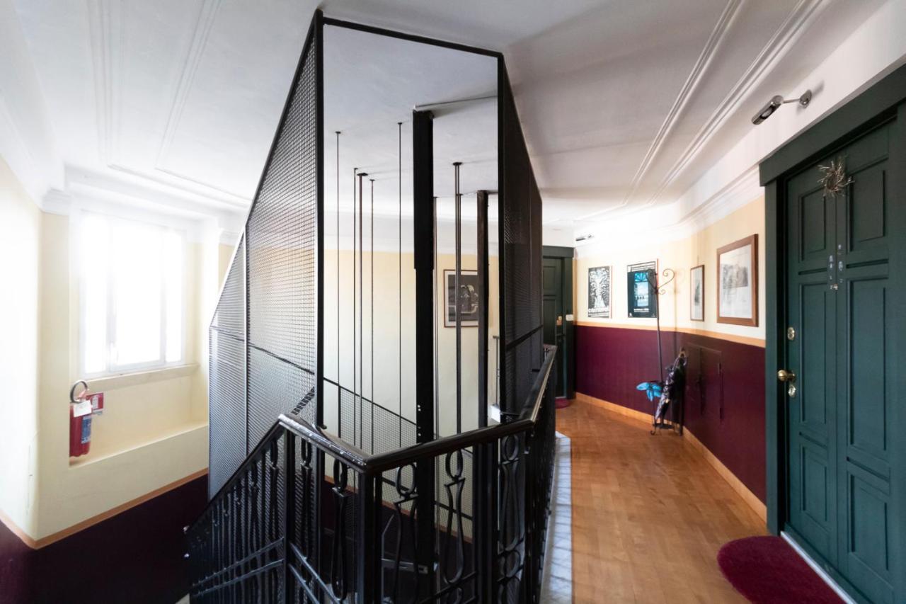 Appartement Mansarda Cola à Milan Extérieur photo